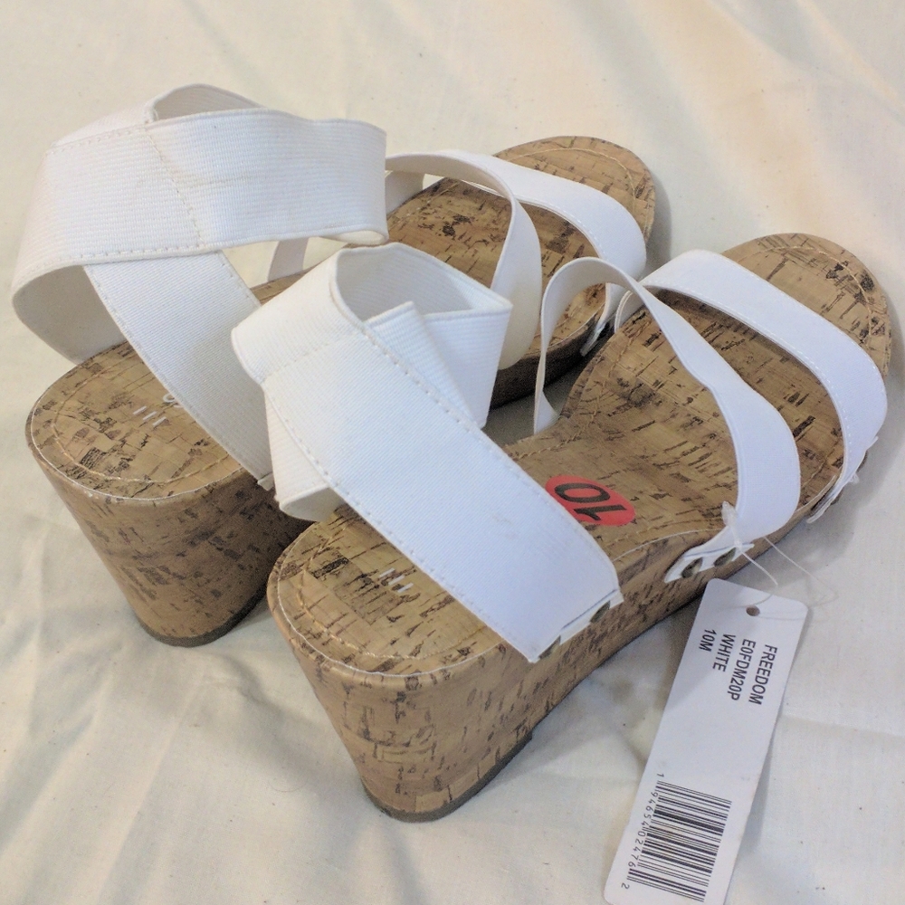 Sandals - Picture 2 of 2